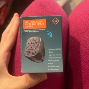 J06 Black Bluetooth Finger Ring Remote